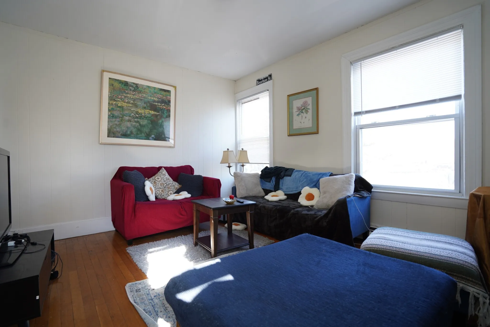 4 bed, 2 bath apartment for rent at 6 Ashford Ct Unit 3, Allston — photo 2 of 22