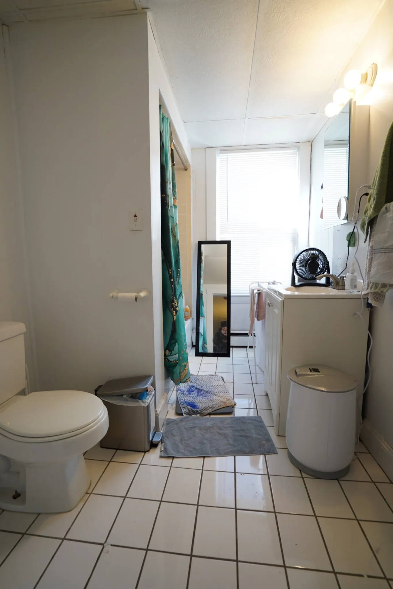4 bed, 2 bath apartment for rent at 6 Ashford Ct Unit 3, Allston — photo 8 of 22