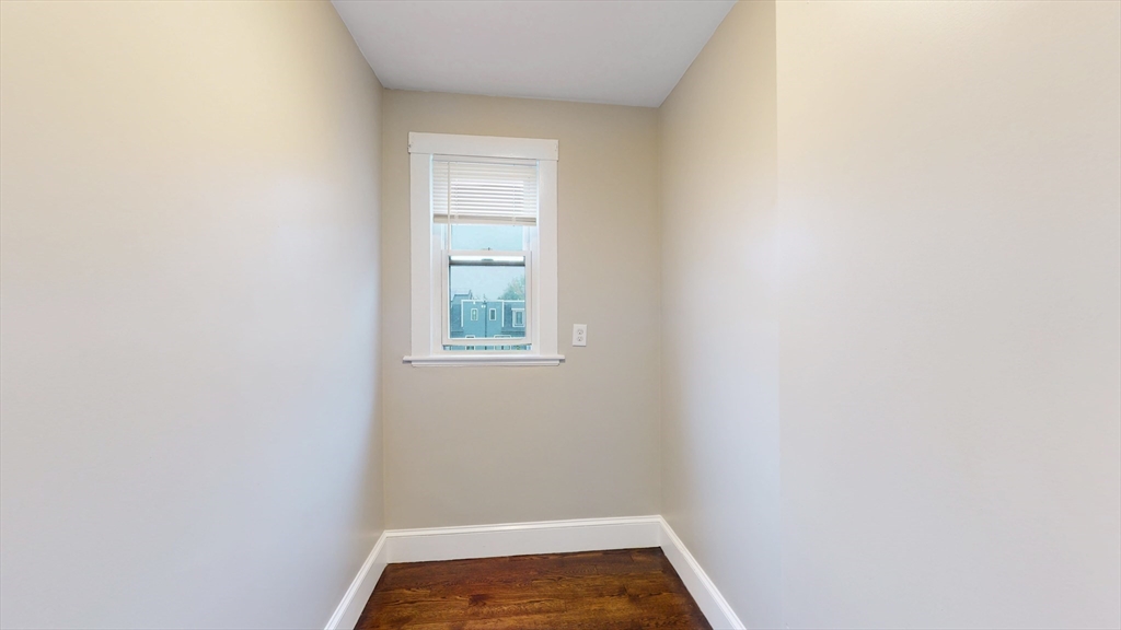 4 bed, 1 bath apartment for rent at 6 Ashmont Ct Unit 1, Dorchester — photo 11 of 14