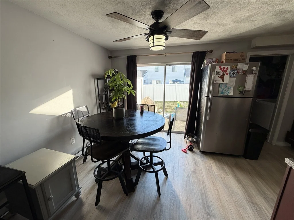2 bed, 1 bath apartment for rent at 6 Ba Dr Unit E, North Attleboro — photo 5 of 14