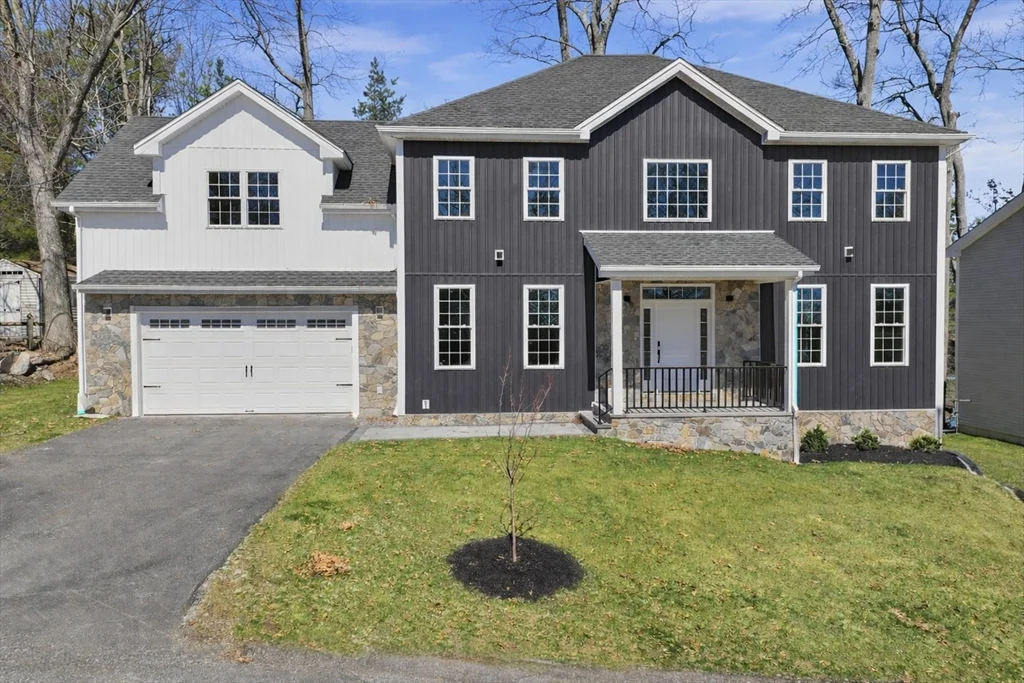 4 bed, 2 bath apartment for rent at 6 Barrows Rd, Worcester — photo 1 of 29