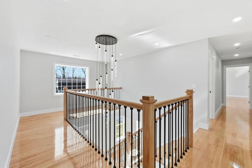 4 bed, 2 bath apartment for rent at 6 Barrows Rd, Worcester — photo 26 of 29