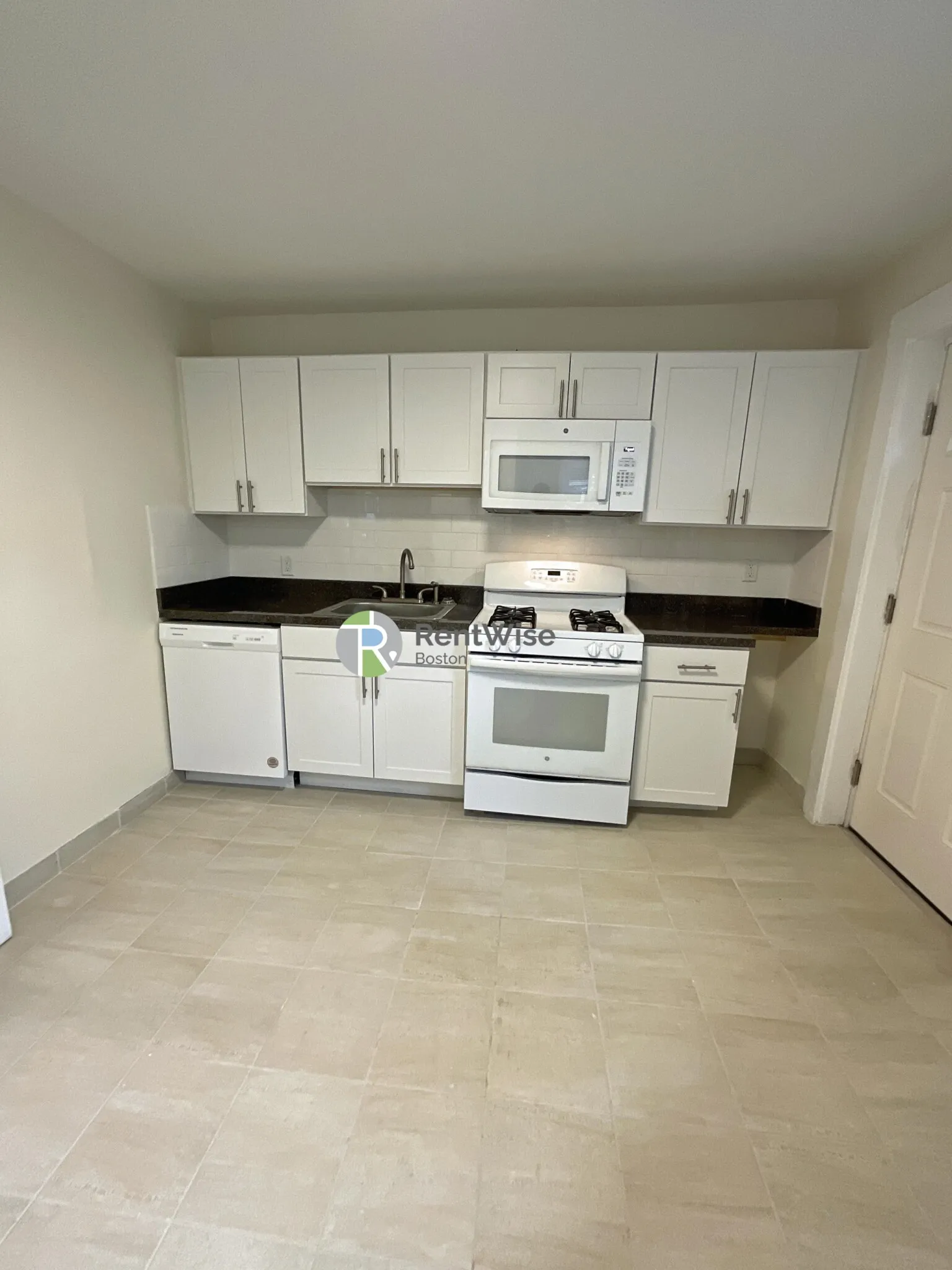 3 bed, 1 bath apartment for rent at 6 Barrows St Unit 3, Allston — photo 25 of 37