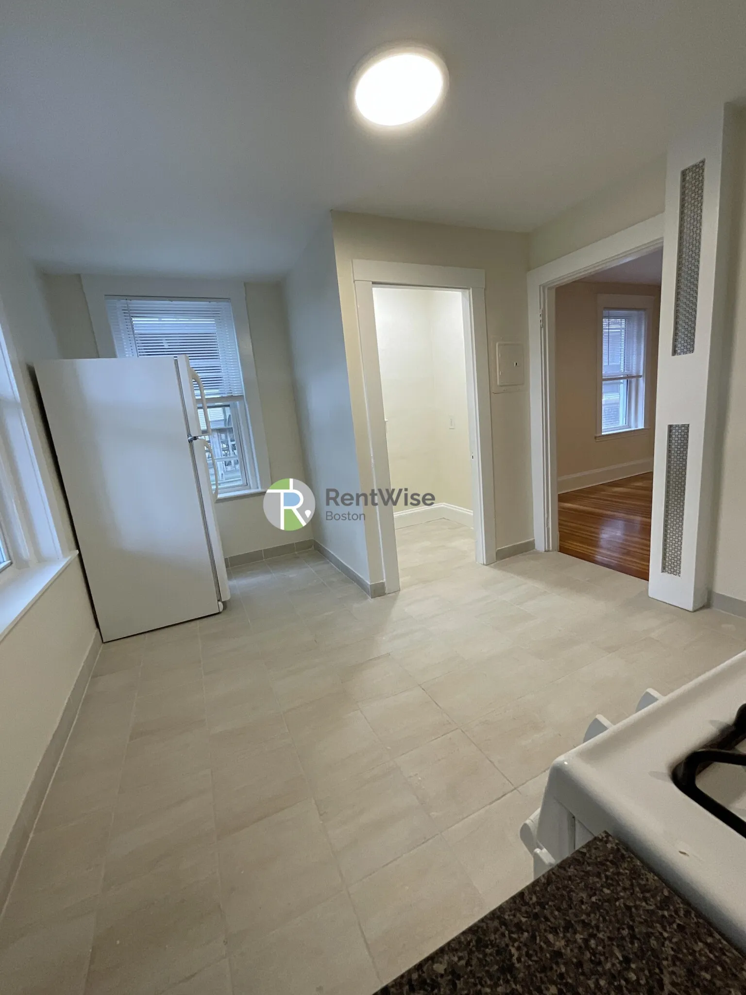 3 bed, 1 bath apartment for rent at 6 Barrows St Unit 3, Allston — photo 26 of 37