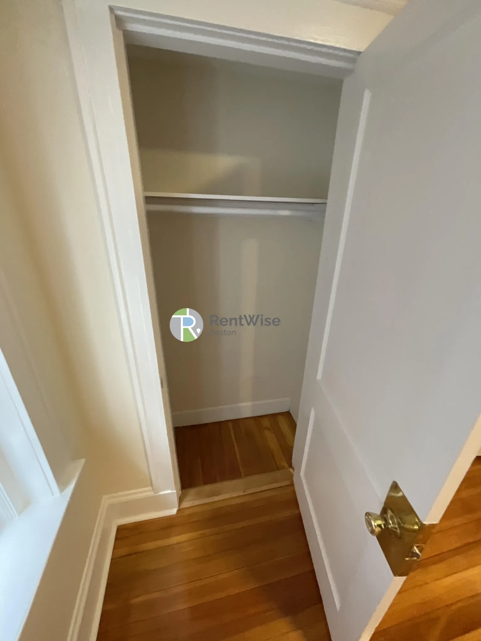 3 bed, 1 bath apartment for rent at 6 Barrows St Unit 3, Allston — photo 12 of 37