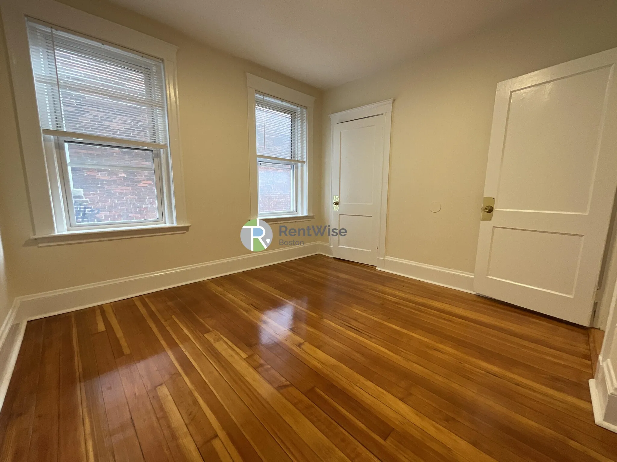 3 bed, 1 bath apartment for rent at 6 Barrows St Unit 3, Allston — photo 10 of 37