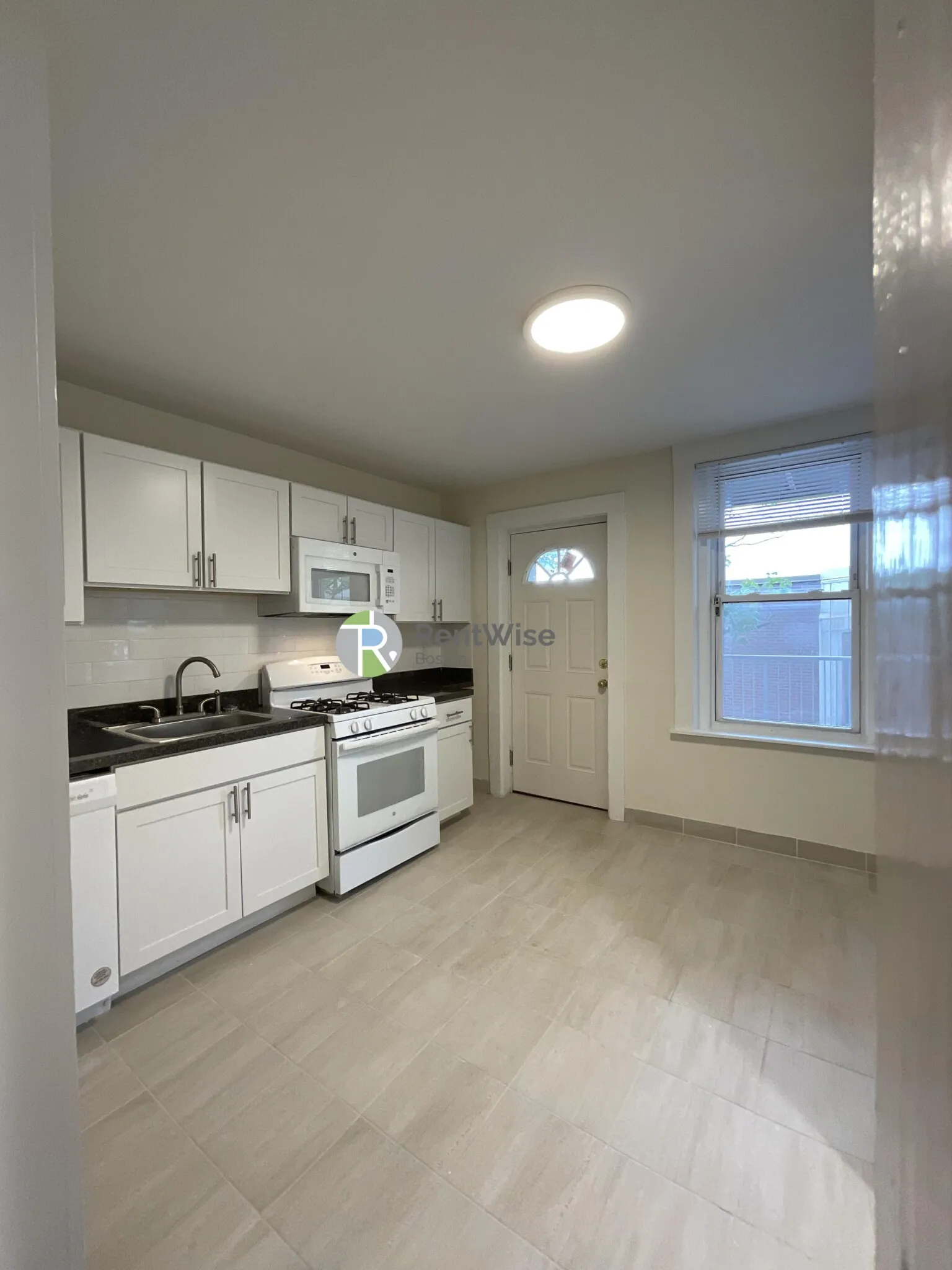 3 bed, 1 bath apartment for rent at 6 Barrows St Unit 3, Allston — photo 23 of 37