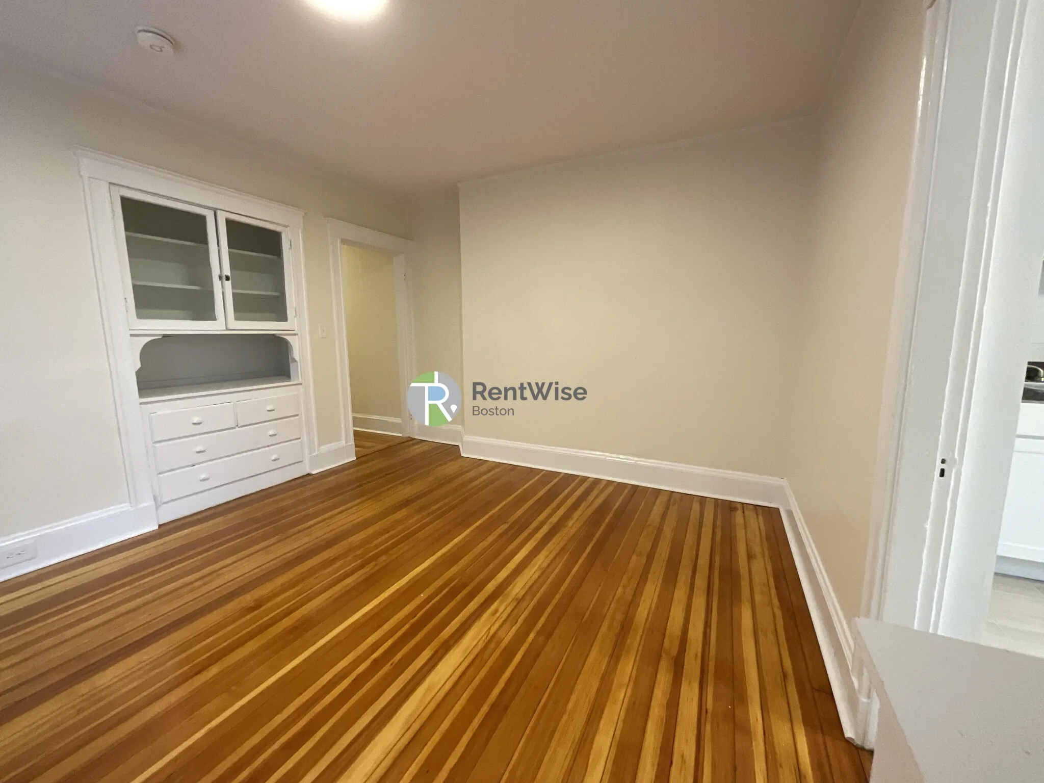 3 bed, 1 bath apartment for rent at 6 Barrows St Unit 3, Allston — photo 21 of 37