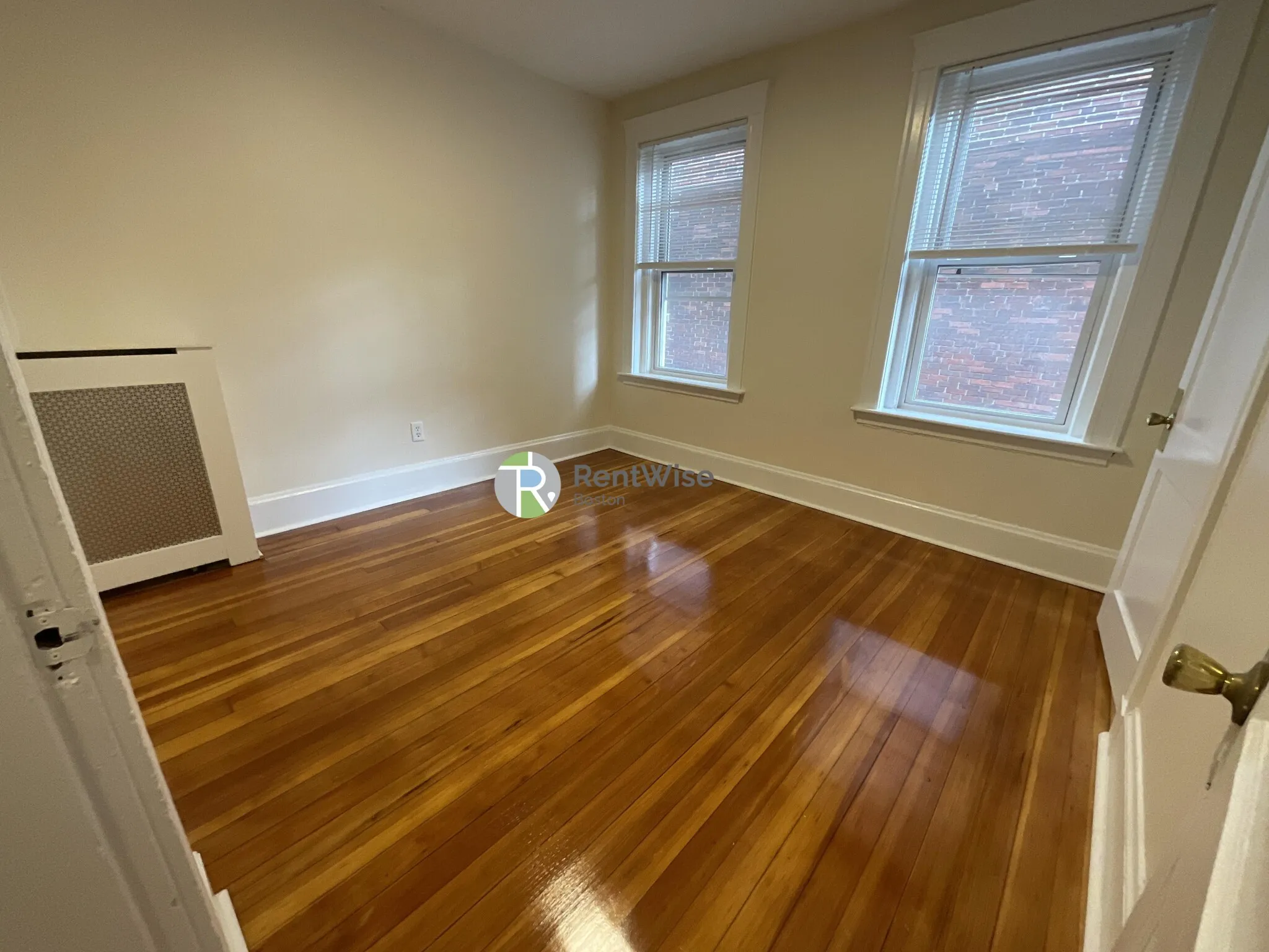 3 bed, 1 bath apartment for rent at 6 Barrows St Unit 3, Allston — photo 8 of 37