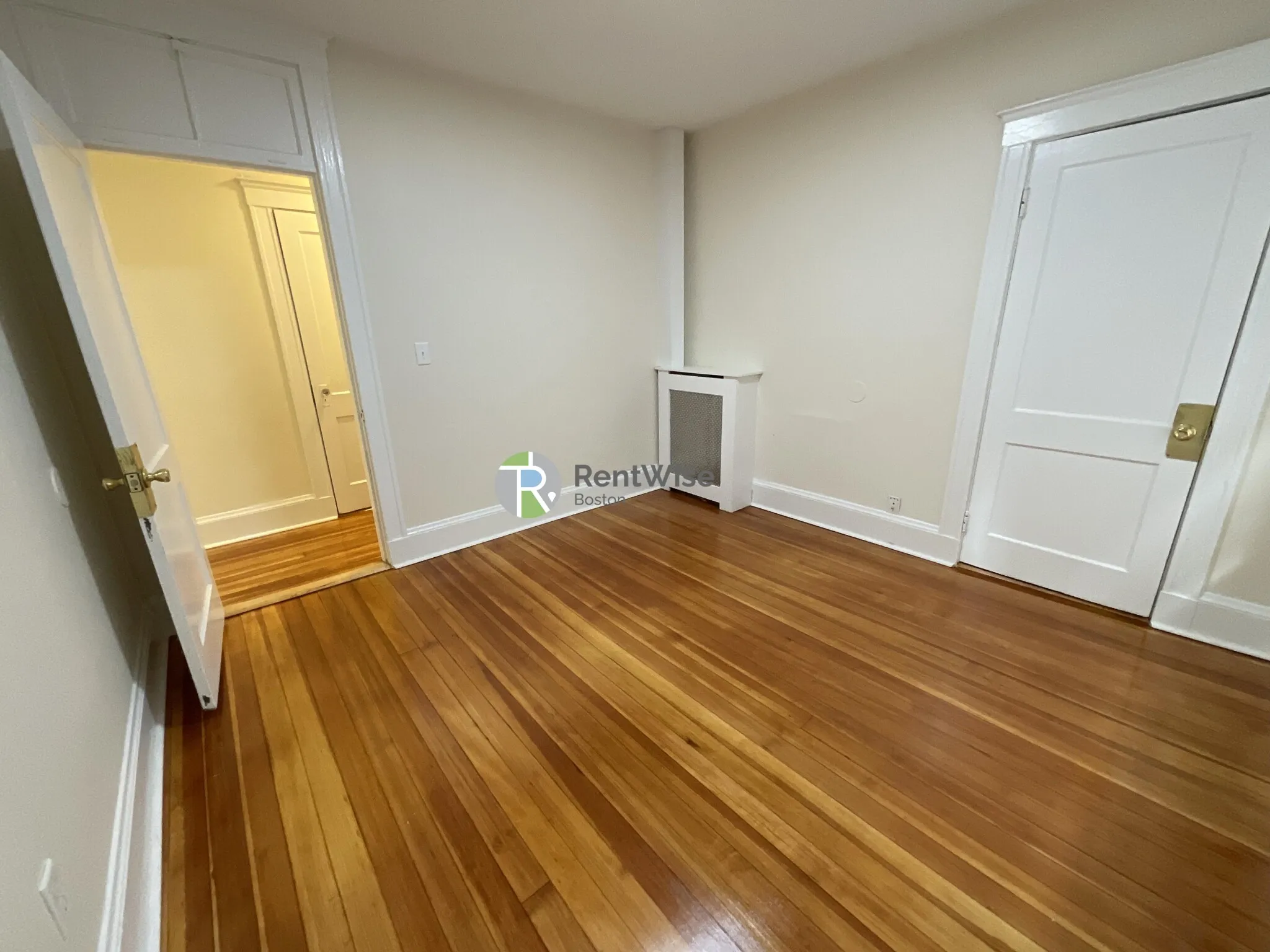 3 bed, 1 bath apartment for rent at 6 Barrows St Unit 3, Allston — photo 16 of 37