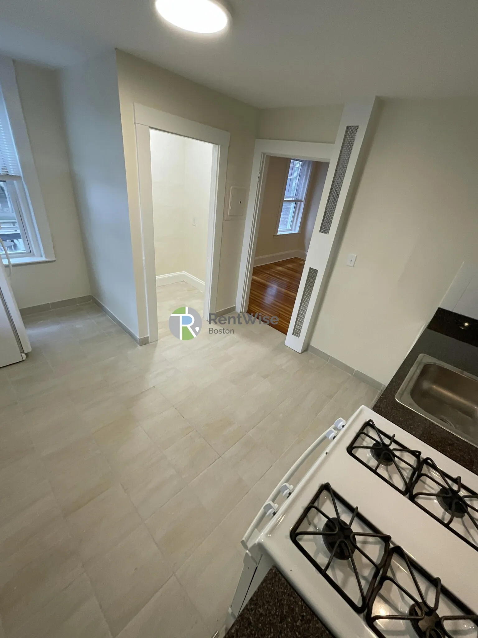3 bed, 1 bath apartment for rent at 6 Barrows St Unit 3, Allston — photo 27 of 37
