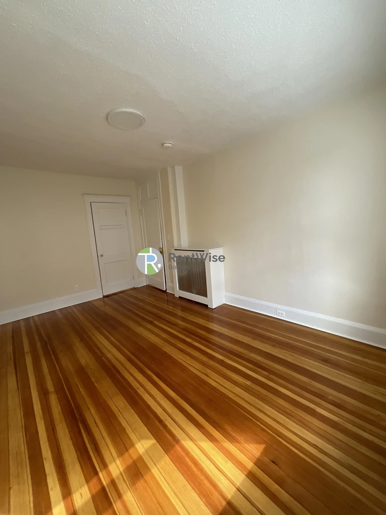 3 bed, 1 bath apartment for rent at 6 Barrows St Unit 4, Allston — photo 12 of 31