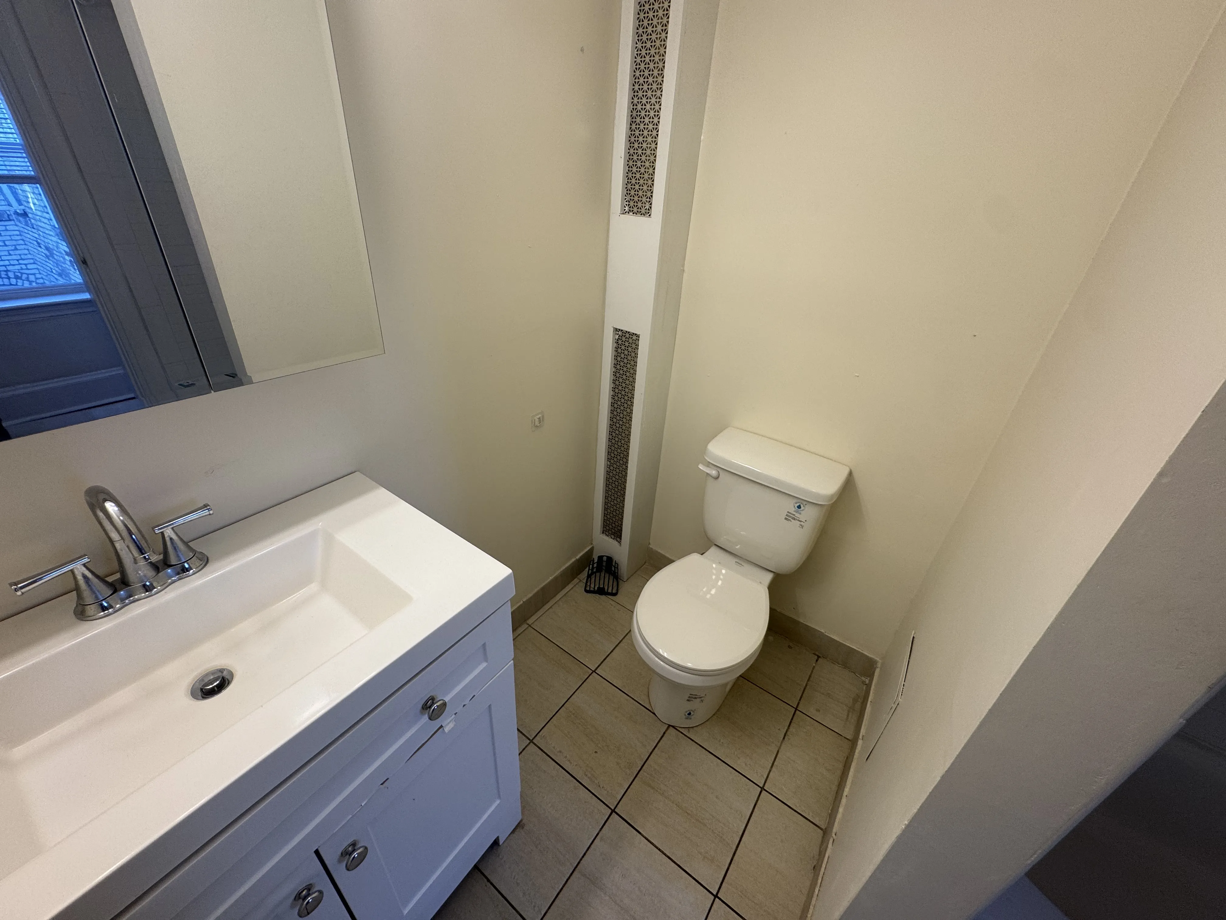 3 bed, 1 bath apartment for rent at 6 Barrows St Unit 6-6, Allston — photo 9 of 15