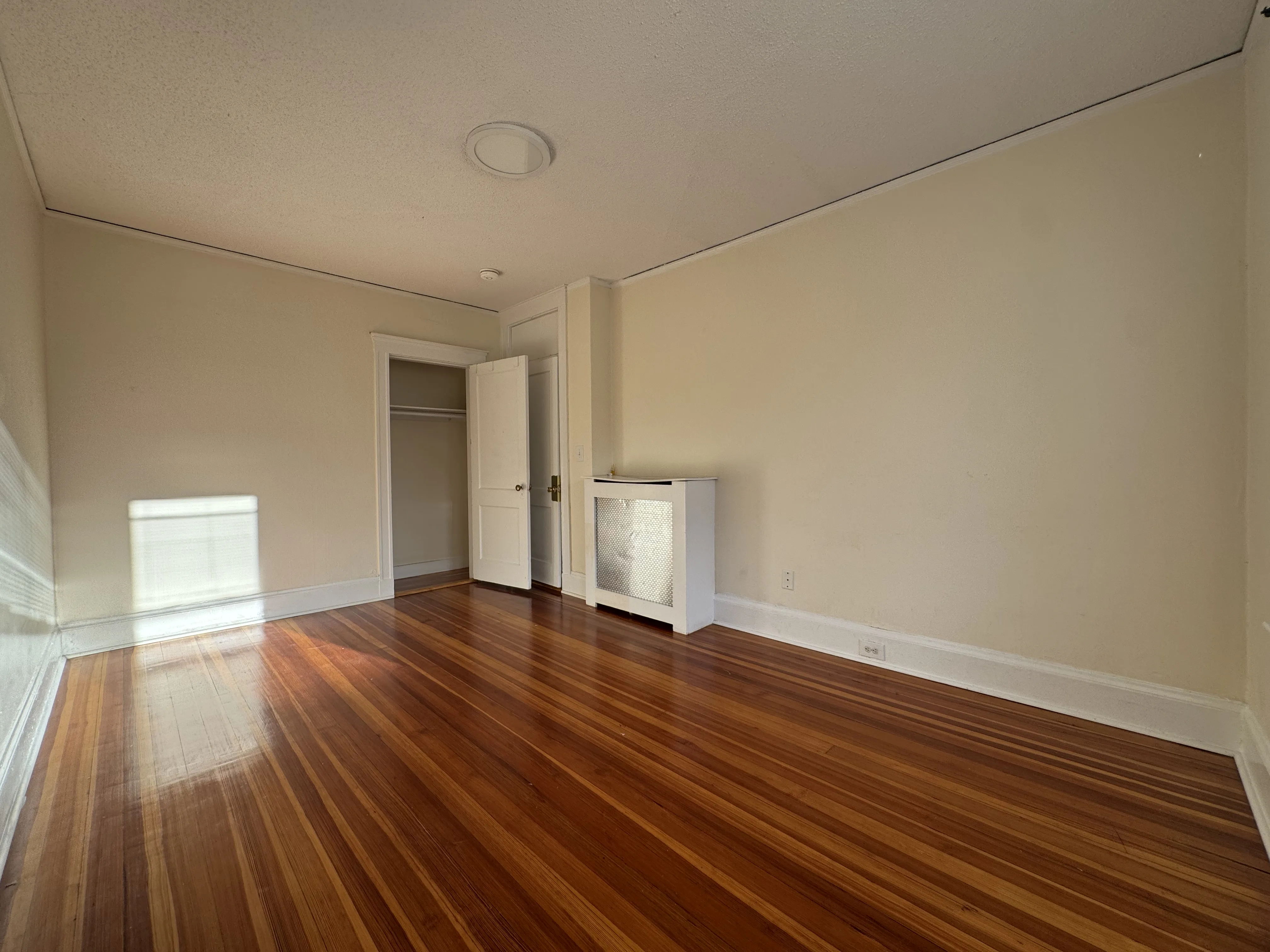 3 bed, 1 bath apartment for rent at 6 Barrows St Unit 6-6, Allston — photo 13 of 15