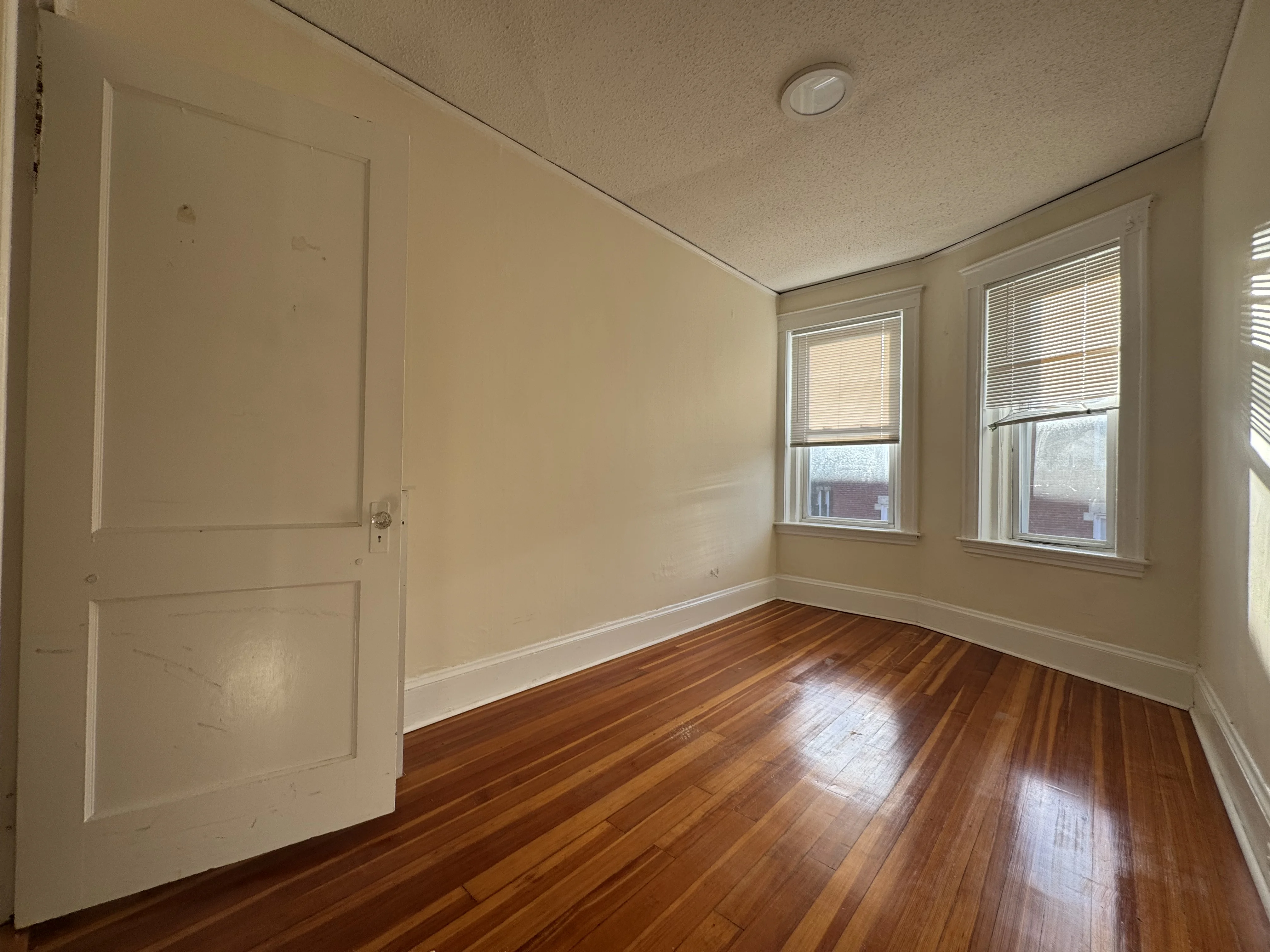3 bed, 1 bath apartment for rent at 6 Barrows St Unit 6-6, Allston — photo 14 of 15