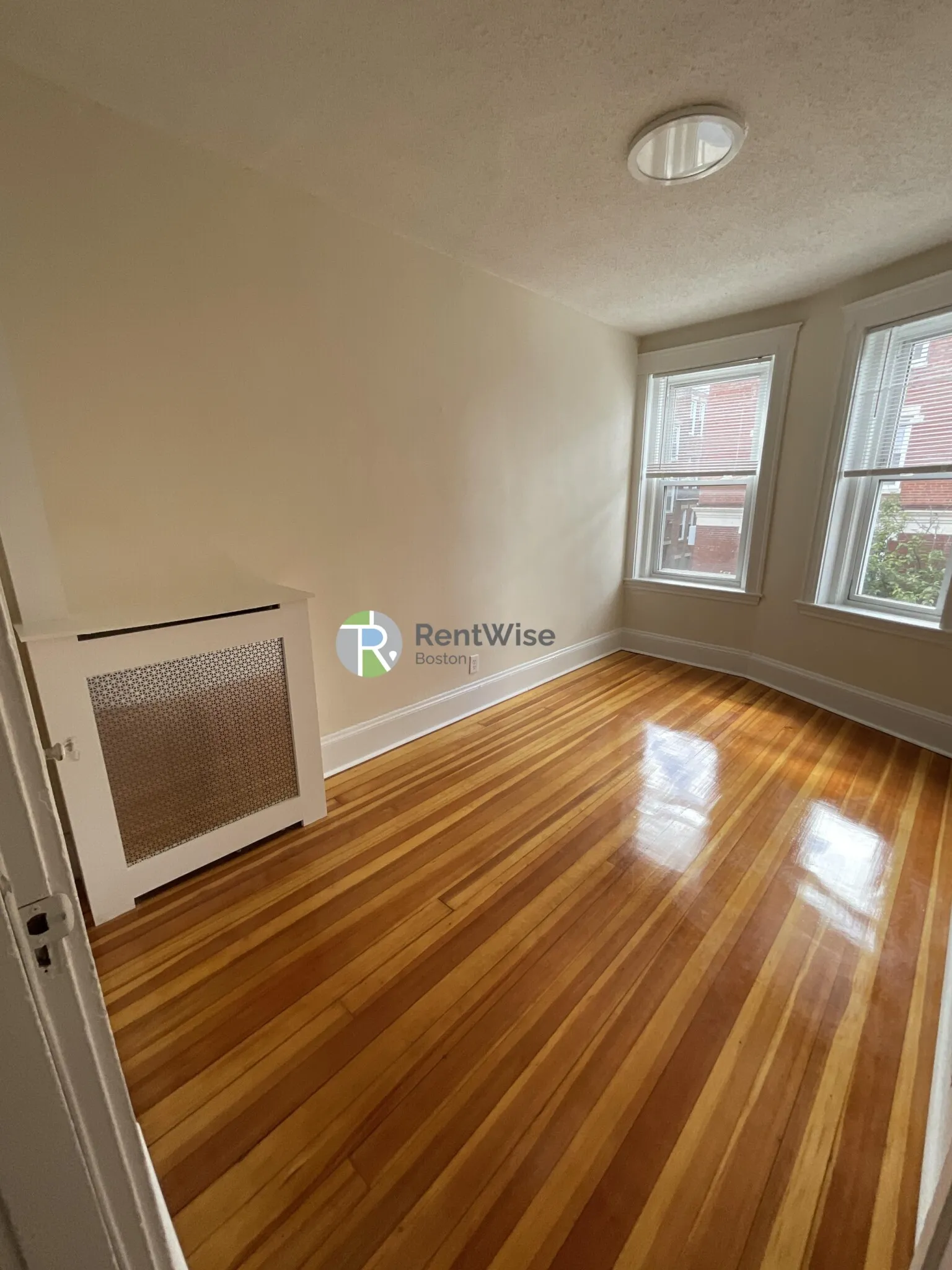 3 bed, 1 bath apartment for rent at 6 Barrows St Unit 6, Allston — photo 7 of 22