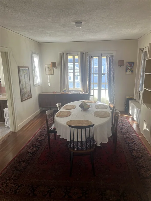 3 bed, 2 bath apartment for rent at 6 Bass Rocks Rd Unit 1, Bass Rocks — photo 3 of 16