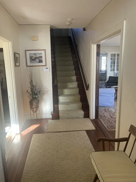 3 bed, 2 bath apartment for rent at 6 Bass Rocks Rd Unit 1, Bass Rocks — photo 5 of 16