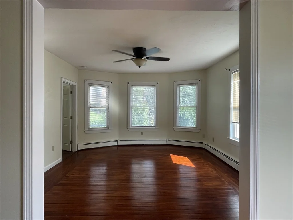 2 bed, 1 bath apartment for rent at 6 Beacon St Unit 2, Fairmount Hill — photo 3 of 11