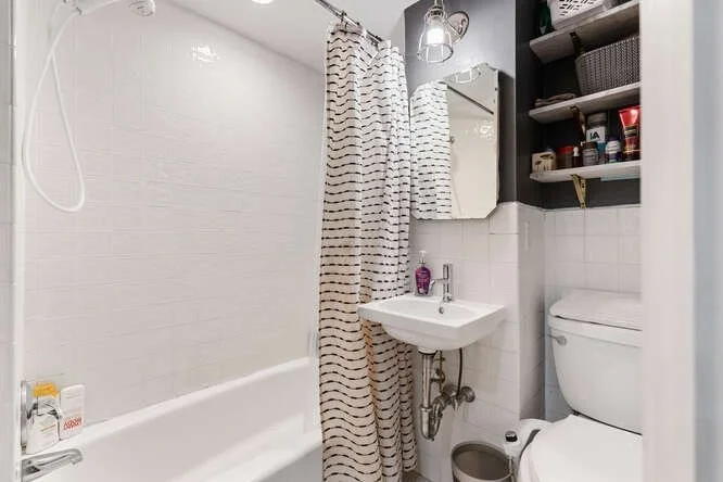 2 bed, 1 bath apartment for rent at 6 Bedford Unit 1R, Ward Two — photo 14 of 18