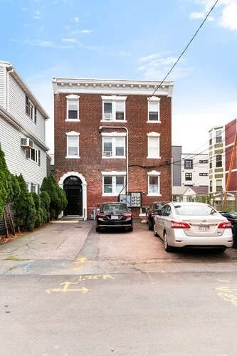2 bed, 1 bath apartment for rent at 6 Bedford Unit 1R, Ward Two — photo 18 of 18
