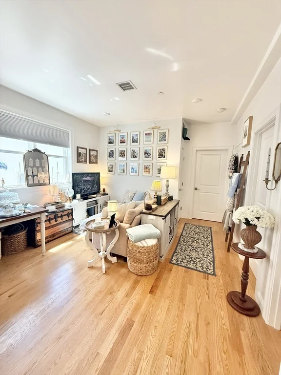 3 bed, 2 bath apartment for rent at 6 Beech St Unit 2, North Cambridge — photo 8 of 19