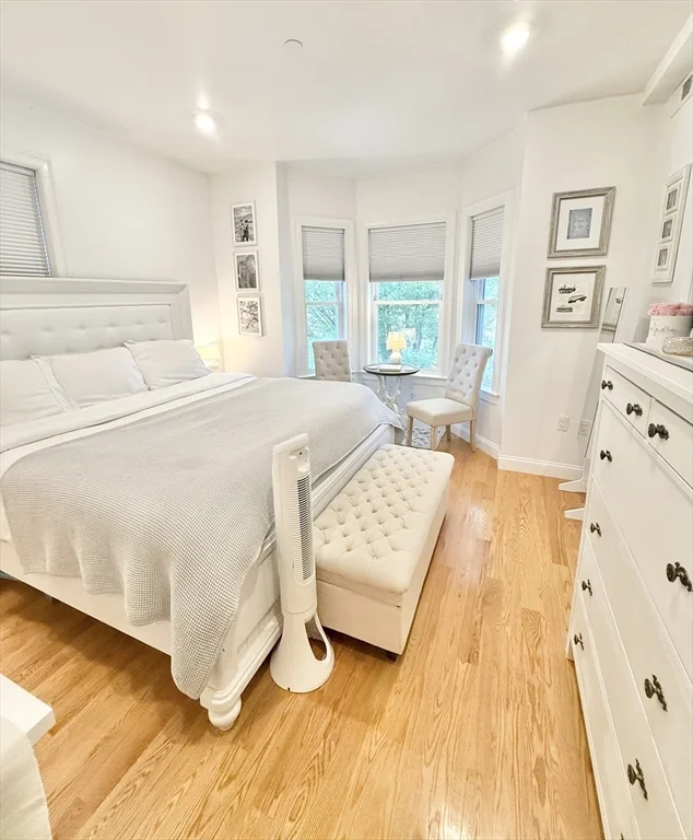 3 bed, 2 bath apartment for rent at 6 Beech St Unit 2, North Cambridge — photo 12 of 19