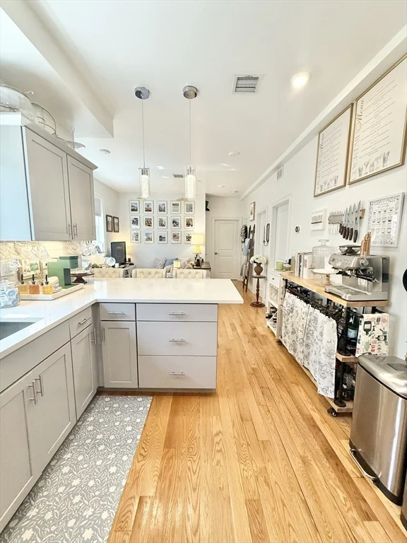 3 bed, 2 bath apartment for rent at 6 Beech St Unit 2, North Cambridge — photo 6 of 19