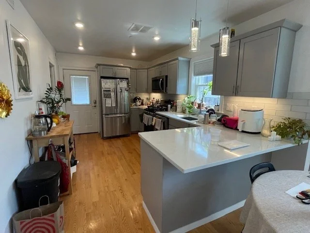 3 bed, 2 bath apartment for rent at 6 Beech St Unit 3, North Cambridge — photo 1 of 16
