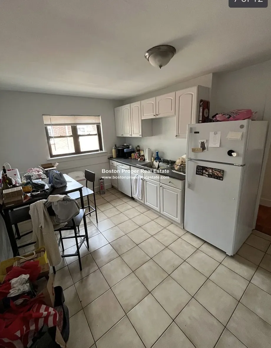 1 bed, 1 bath apartment for rent at 6 Beechcroft St Unit 4, Brighton — photo 6 of 11