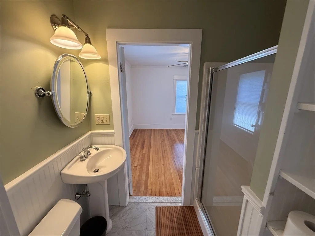 4 bed, 2 bath apartment for rent at 6 Bella Vista Ave, Mansfield — photo 21 of 25
