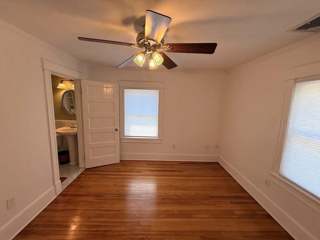 4 bed, 2 bath apartment for rent at 6 Bella Vista Ave, Mansfield — photo 20 of 25