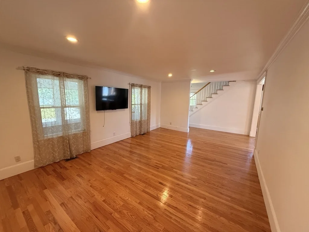 4 bed, 2 bath apartment for rent at 6 Bella Vista Ave, Mansfield — photo 7 of 25