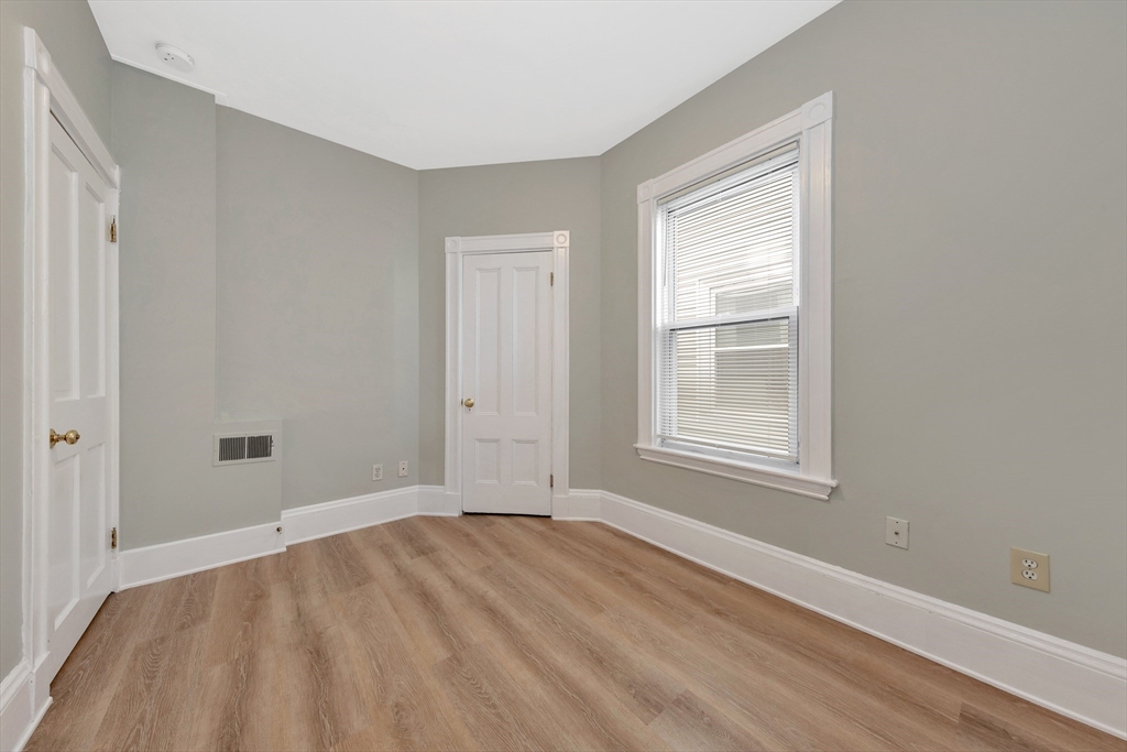 3 bed, 1 bath apartment for rent at 6 Bellflower St Unit 2, Dorchester — photo 10 of 18
