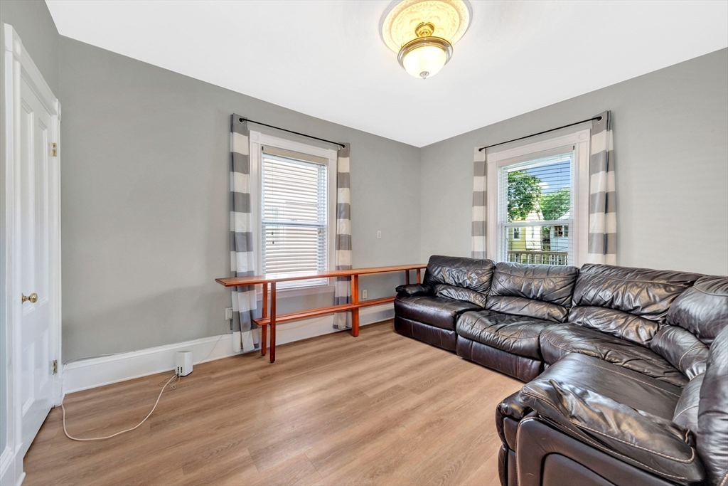 3 bed, 1 bath apartment for rent at 6 Bellflower St Unit 2, Dorchester — photo 12 of 18