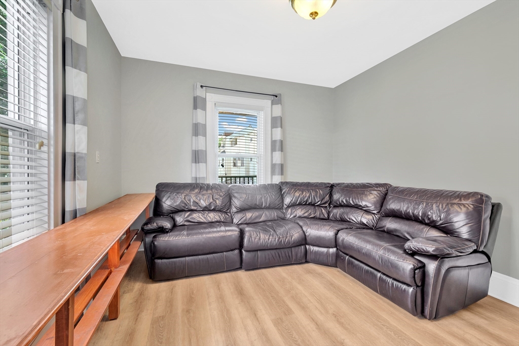 3 bed, 1 bath apartment for rent at 6 Bellflower St Unit 2, Dorchester — photo 13 of 18