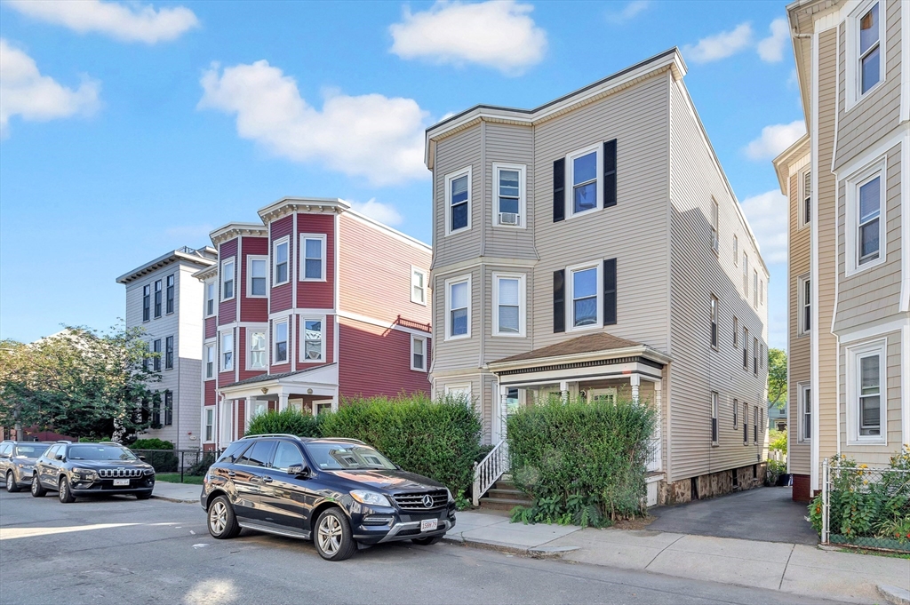 3 bed, 1 bath apartment for rent at 6 Bellflower St Unit 2, Dorchester — photo 1 of 18