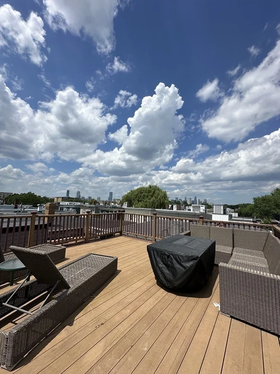 3 bed, 1 bath apartment for rent at 6 Bellflower St Unit 3, Dorchester — photo 3 of 8