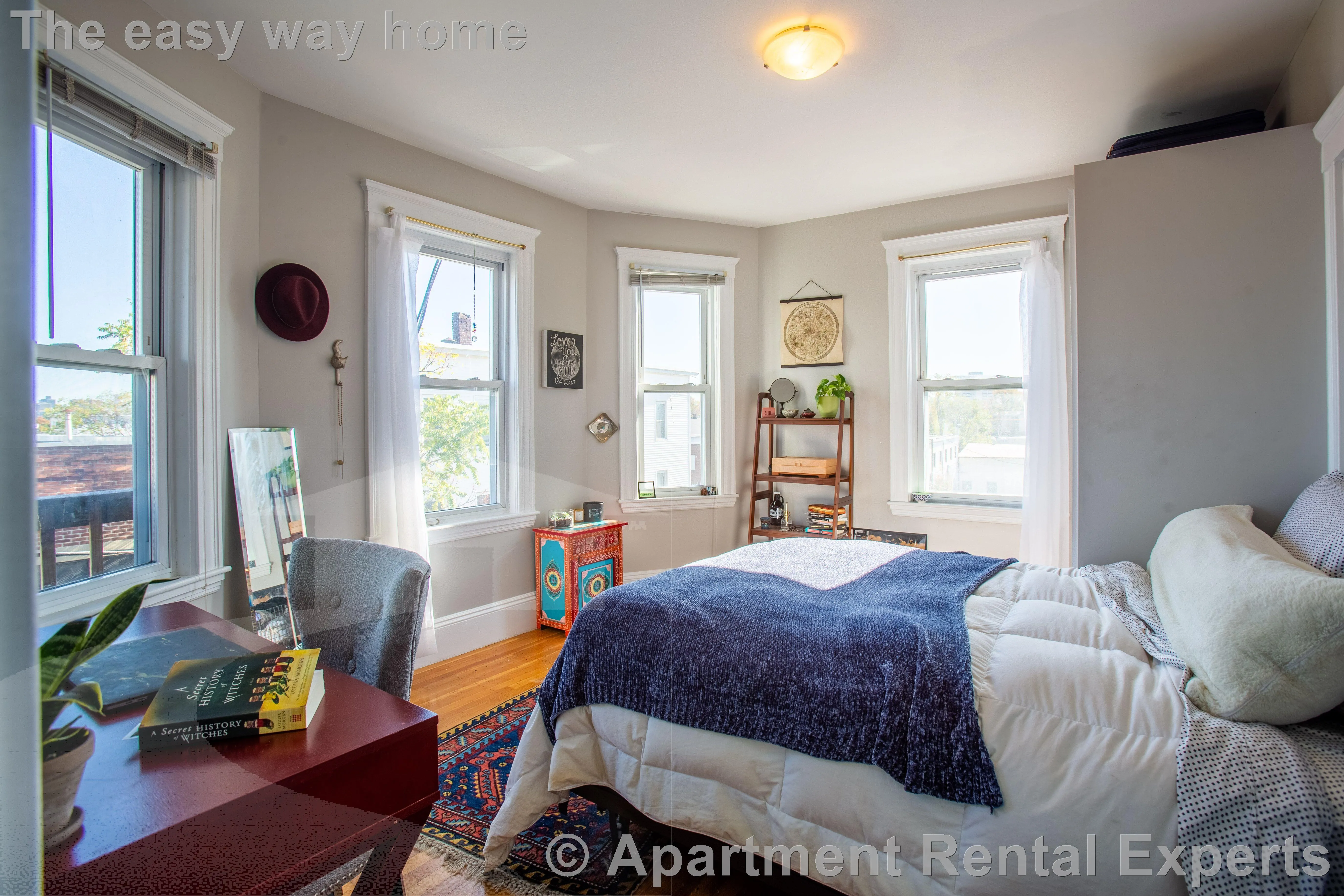4 bed, 1 bath apartment for rent at 6 Belmont St Unit 2, Spring Hill — photo 5 of 8