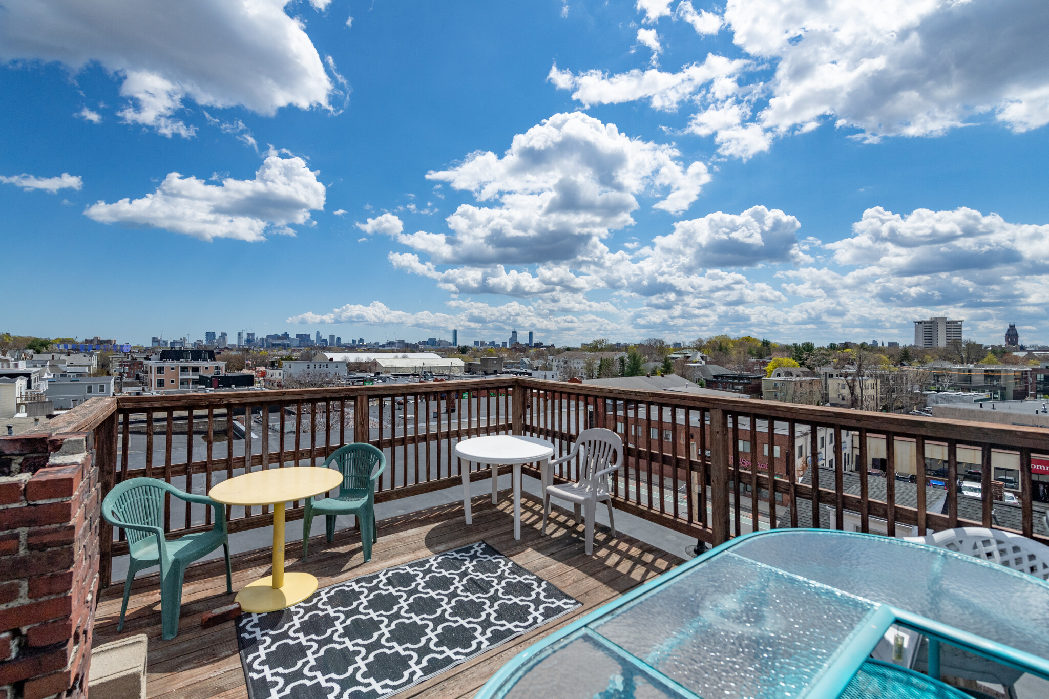 6 bed, 2 bath apartment for rent at 6 Belmont St Unit 6, Spring Hill — photo 11 of 12