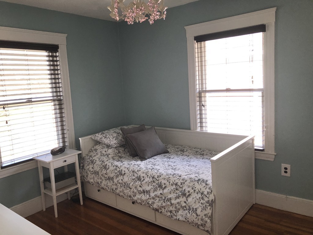 4 bed, 2 bath apartment for rent at 6 Blake Rd Unit 2, Brookline Hills — photo 13 of 15