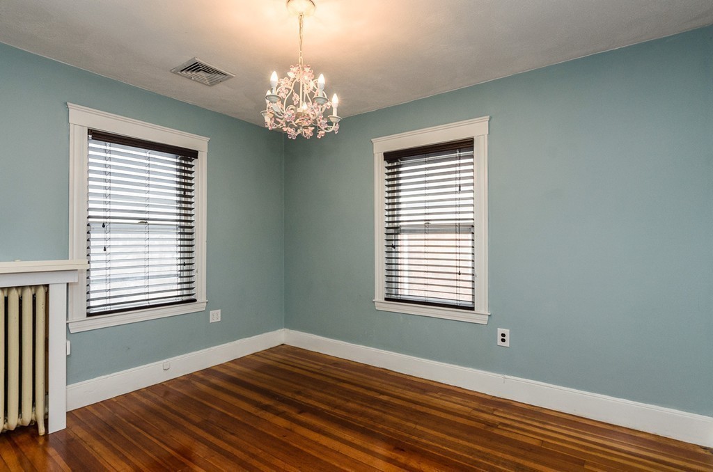 4 bed, 2 bath apartment for rent at 6 Blake Rd Unit 2, Brookline Hills — photo 12 of 15