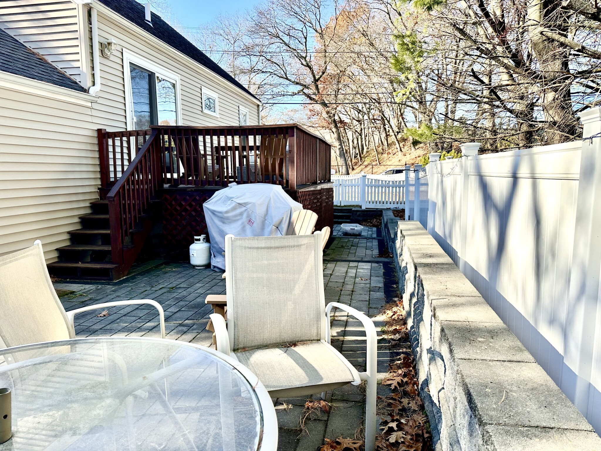 3 bed, 2 bath apartment for rent at 6 Bonad Rd Unit 6, Dedham — photo 4 of 34