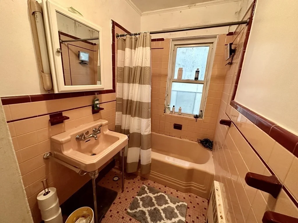 2 bed, 1 bath apartment for rent at 6 Boulevard Ter Unit 1, Brighton — photo 20 of 22