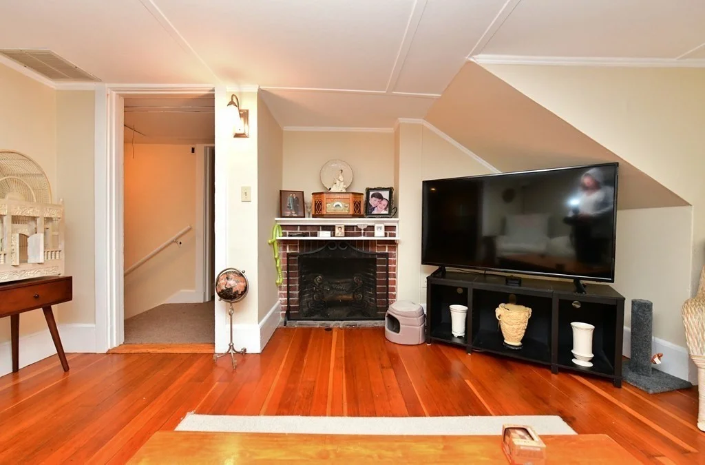 2 bed, 1 bath apartment for rent at 6 Bournedale Rd Unit 6B 2nd FL, Bournedale — photo 11 of 38