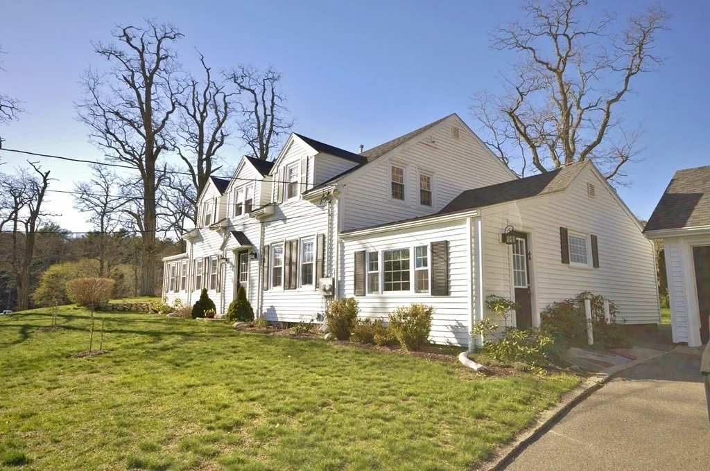 2 bed, 1 bath apartment for rent at 6 Bournedale Rd Unit 6B 2nd FL, Bournedale — photo 2 of 38