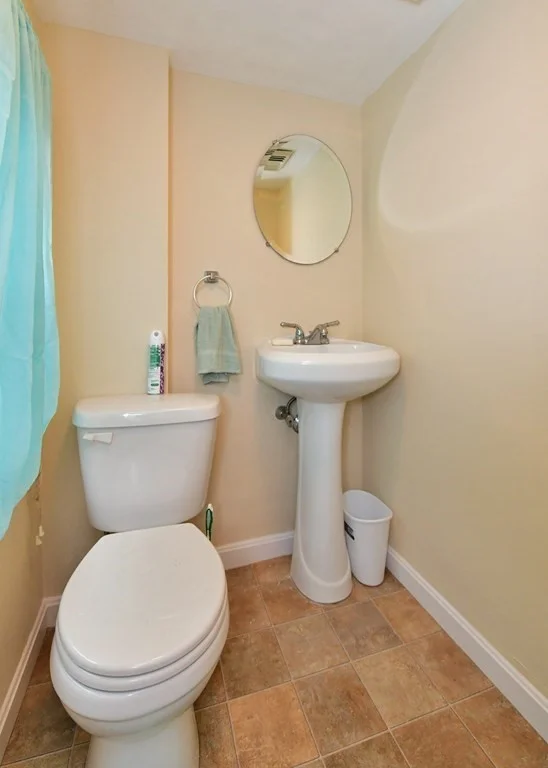 2 bed, 1 bath apartment for rent at 6 Bournedale Rd Unit 6B 2nd FL, Bournedale — photo 8 of 38