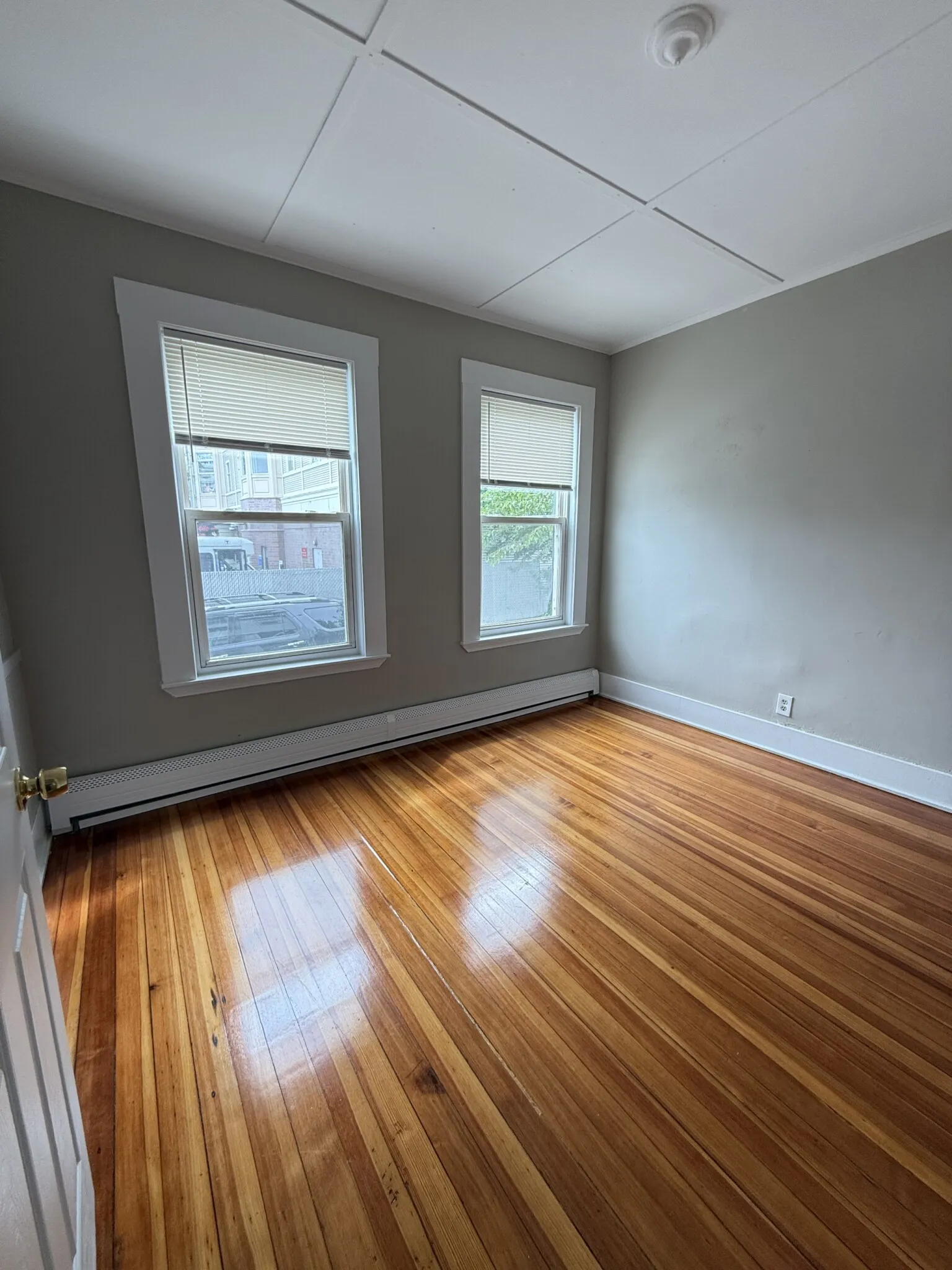 3 bed, 1 bath apartment for rent at 6 Bowdoin Park Unit 1, Dorchester — photo 8 of 10