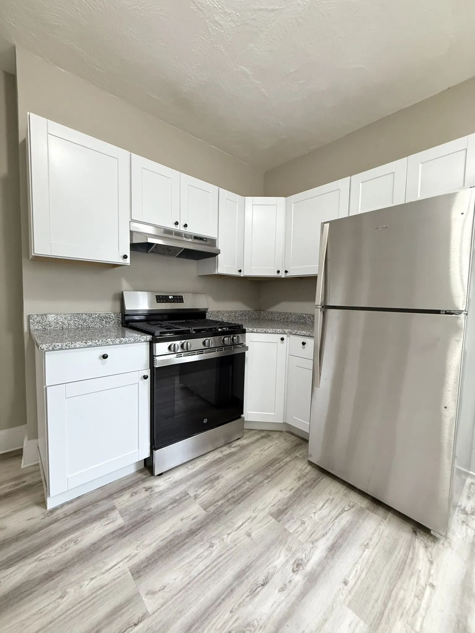 3 bed, 1 bath apartment for rent at 6 Bowdoin Park Unit 1, Dorchester — photo 2 of 10