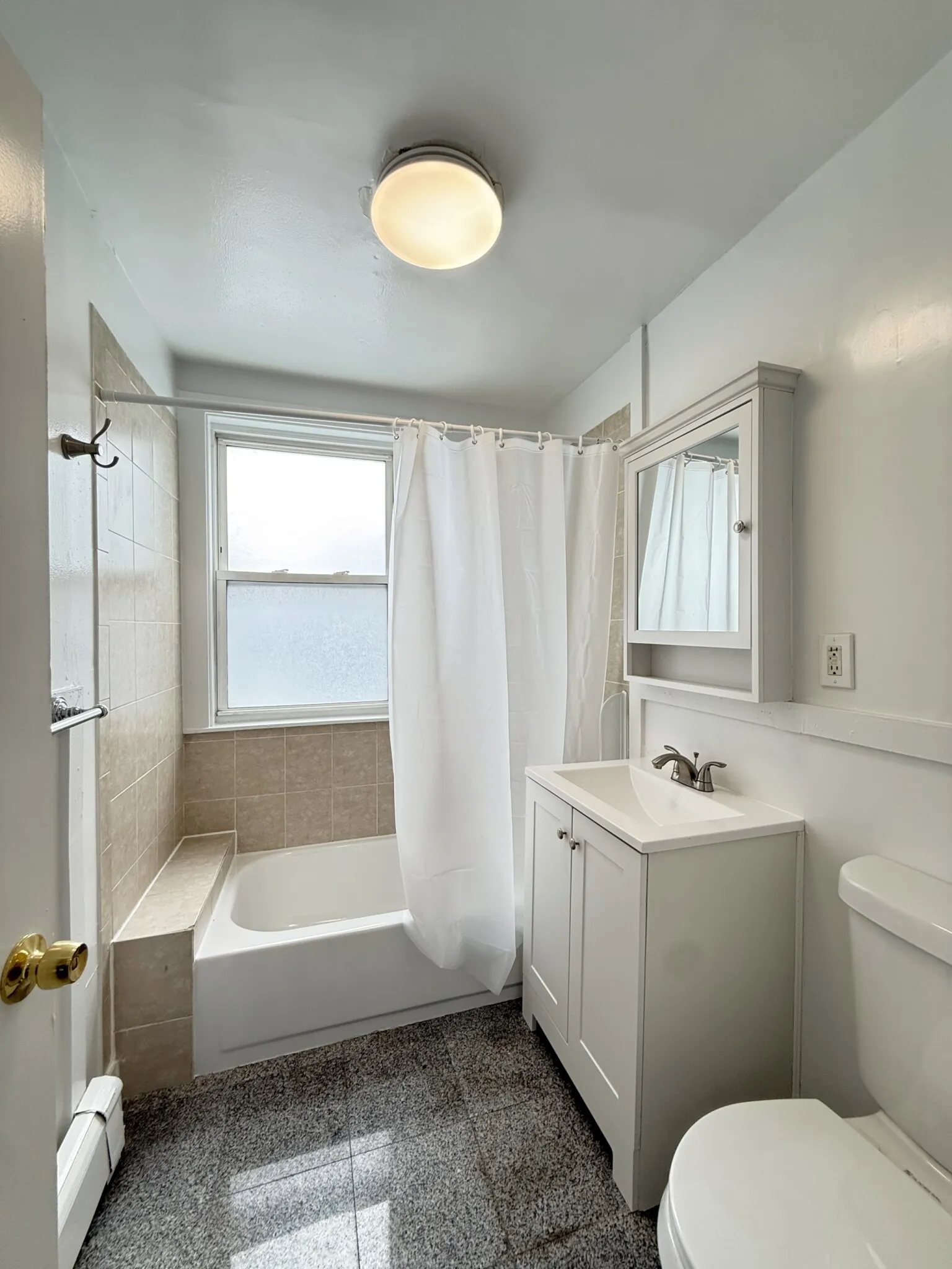 3 bed, 1 bath apartment for rent at 6 Bowdoin Park Unit 1, Dorchester — photo 5 of 10